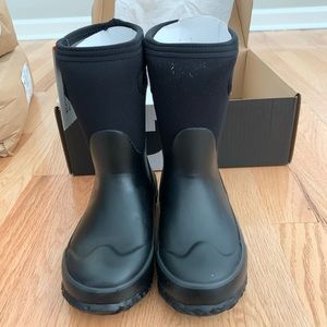 NIB Classic Black Bogs size 13